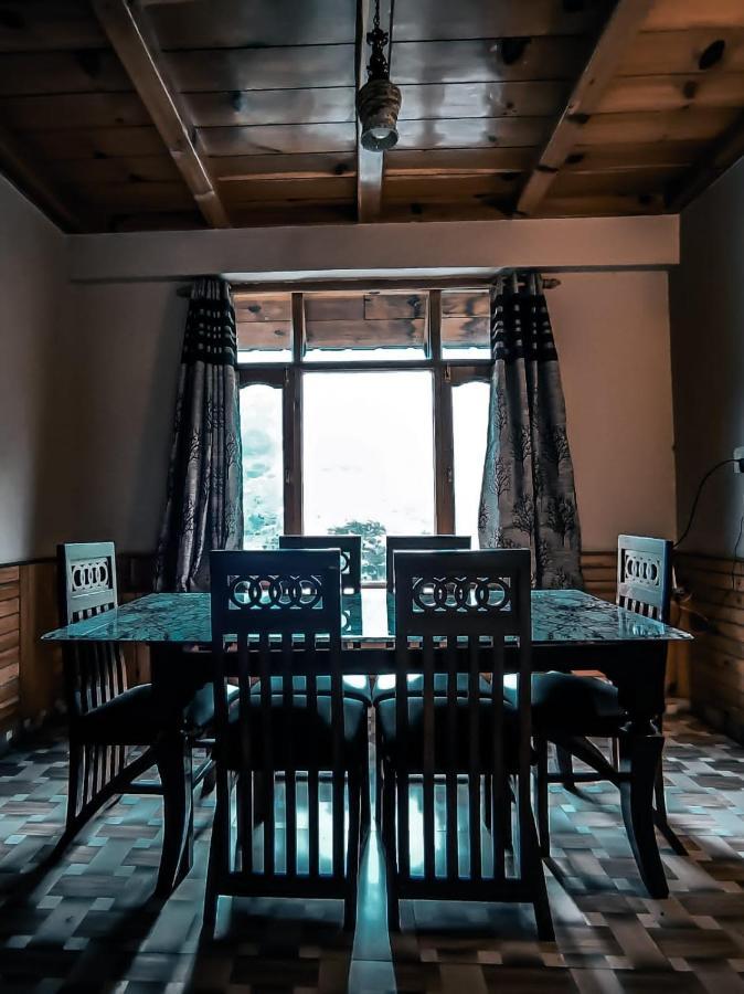 Throttle Shrottle Moto Hostel Manali  Bagian luar foto