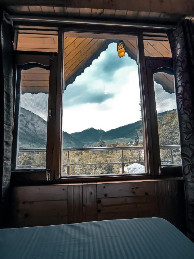 Throttle Shrottle Moto Hostel Manali  Bagian luar foto