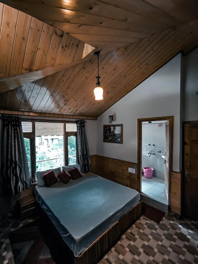 Throttle Shrottle Moto Hostel Manali  Bagian luar foto