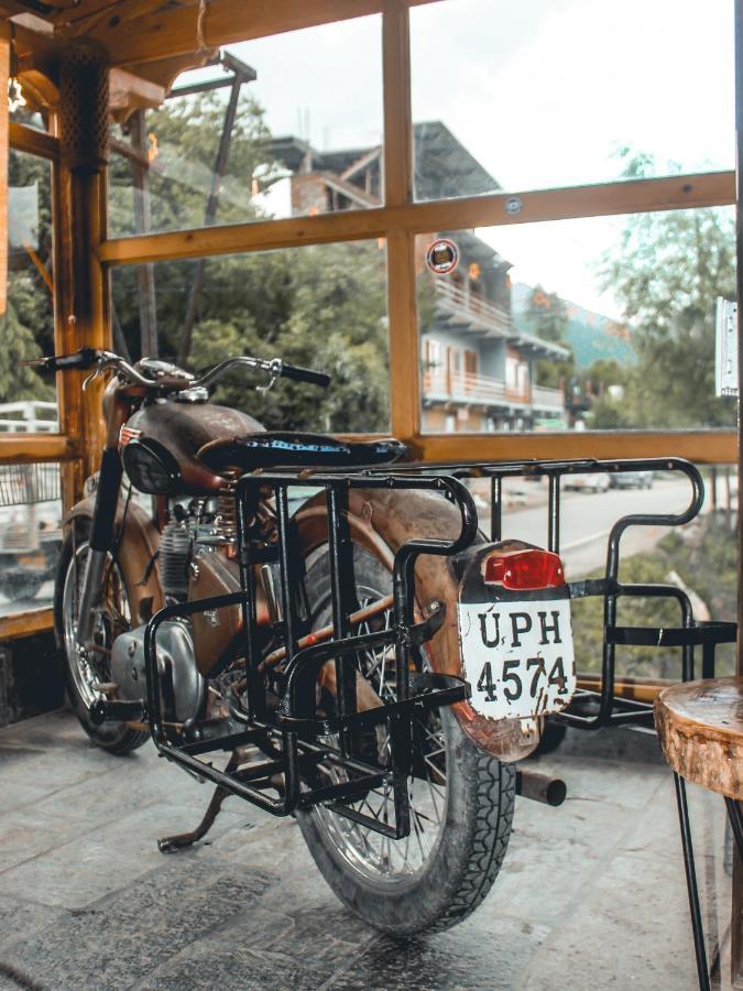 Throttle Shrottle Moto Hostel Manali  Bagian luar foto