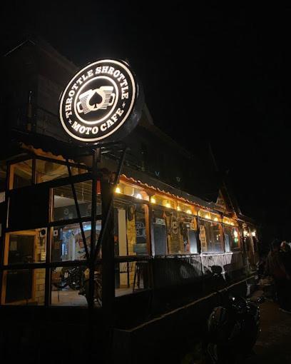 Throttle Shrottle Moto Hostel Manali  Bagian luar foto
