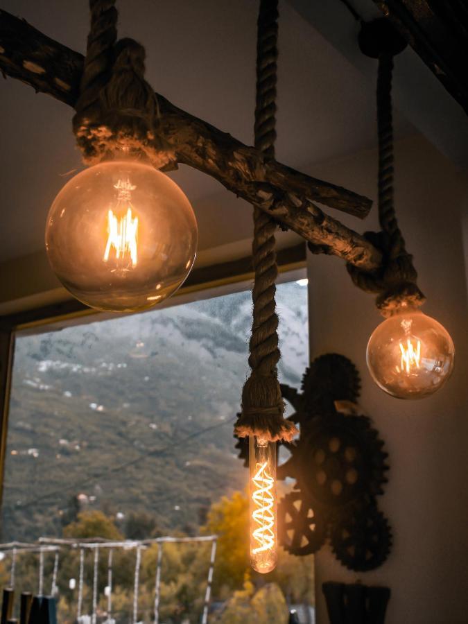 Throttle Shrottle Moto Hostel Manali  Bagian luar foto